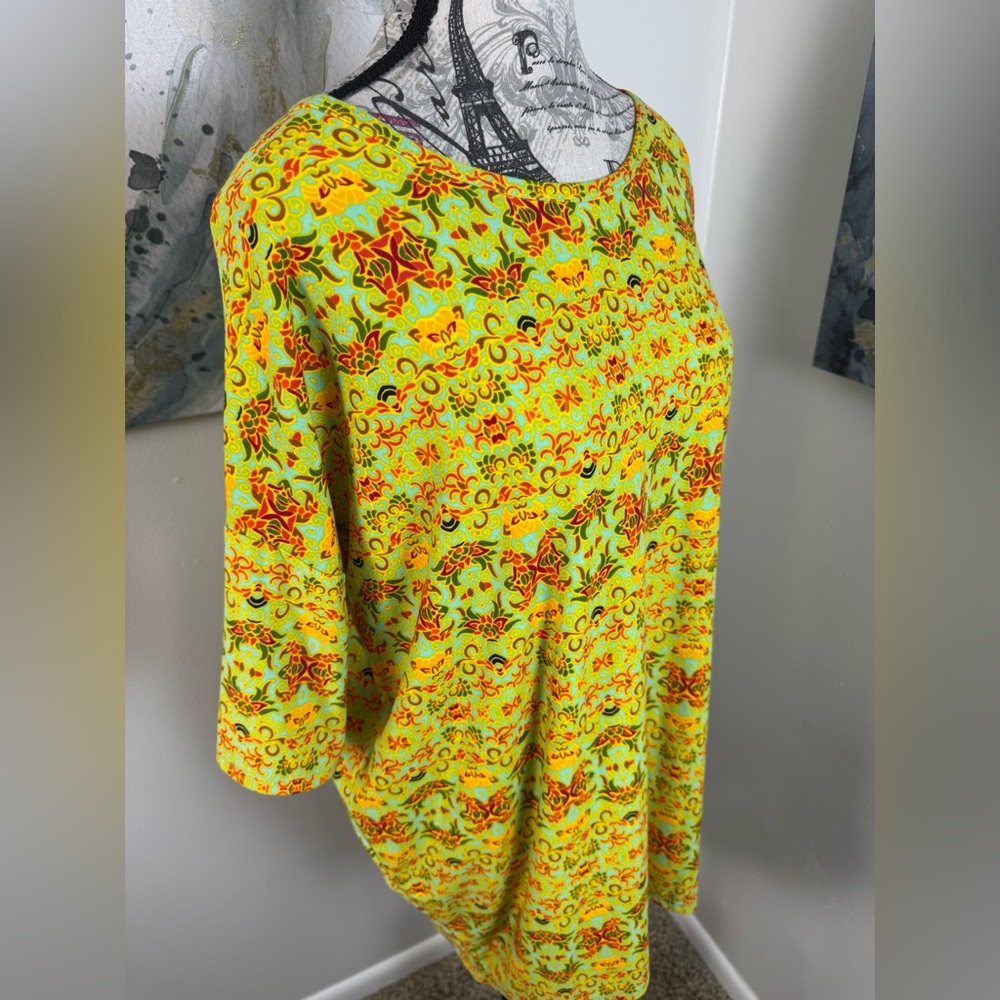LuLaRoe IRMA Vibrant Yellow/ Multicolor Geometric Tunic High Low Hem Size Medium - Picture 5 of 8